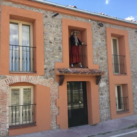 Casa Rural El Horno De La Aldegueela Torrecaballeros Eksteriør bilde