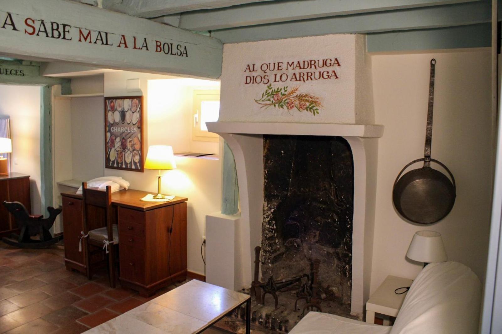 Casa Rural El Horno De La Aldegueela Torrecaballeros Eksteriør bilde